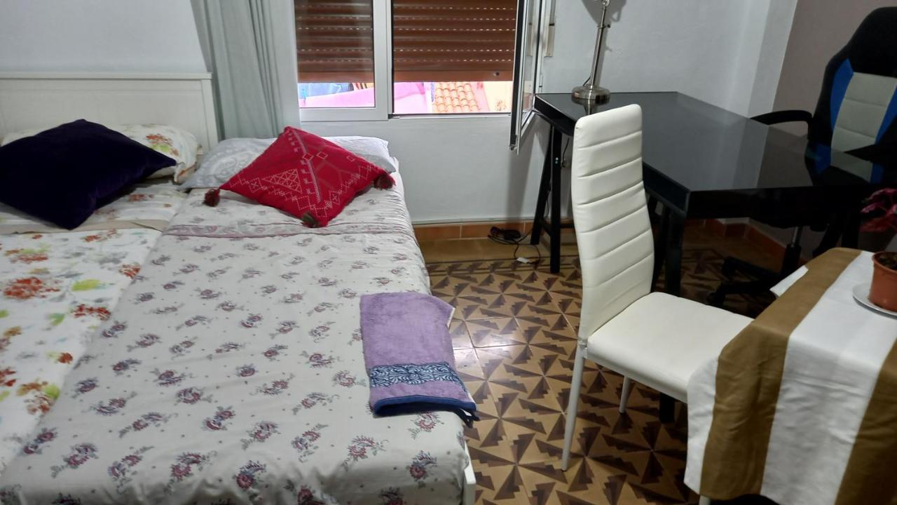 Las Golondrinas Habitacion En Piso Centrico Para Una O Dos Personas ซาราโกซา ภายนอก รูปภาพ