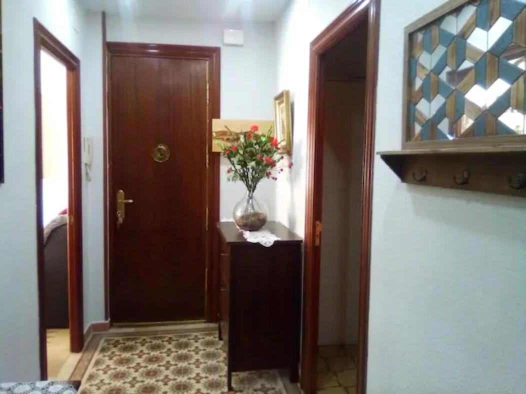 Las Golondrinas Habitacion En Piso Centrico Para Una O Dos Personas ซาราโกซา ภายนอก รูปภาพ